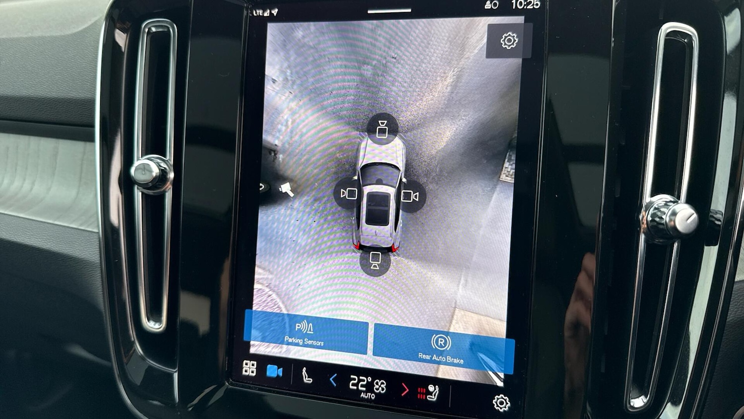 Used Volvo XC40 2025 for sale - 77395747: Photo 26