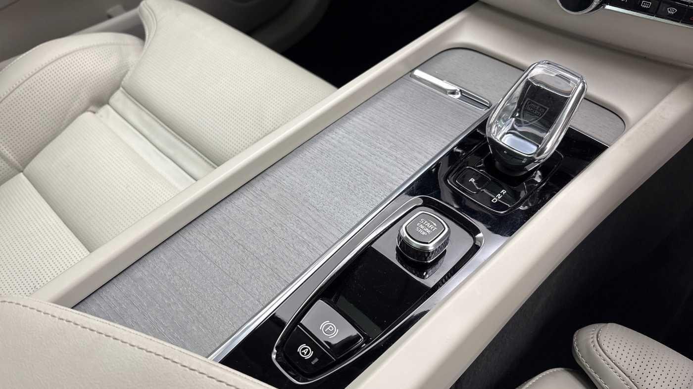 Used Volvo XC60 2025 for sale - 76619727: Photo 11