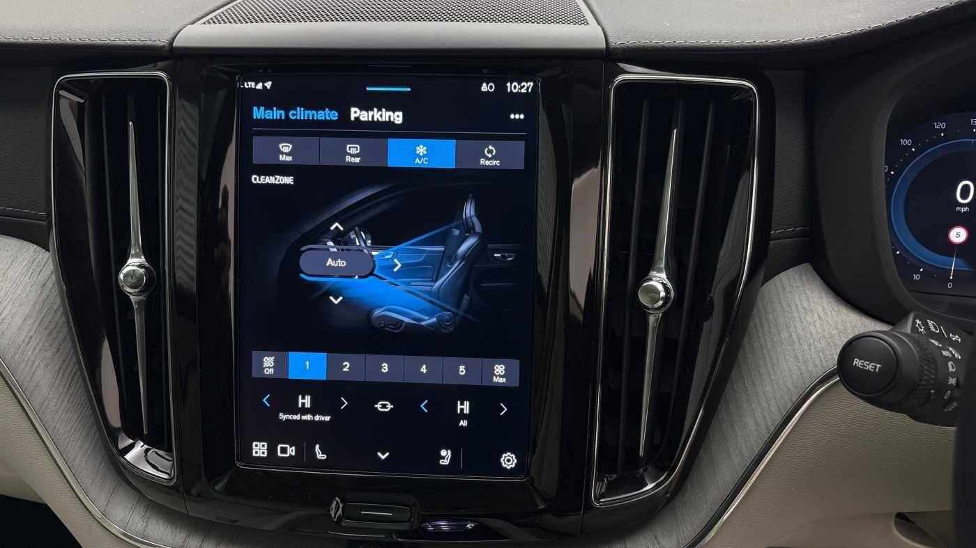 Used Volvo XC60 2025 for sale - 76619727: Photo 32