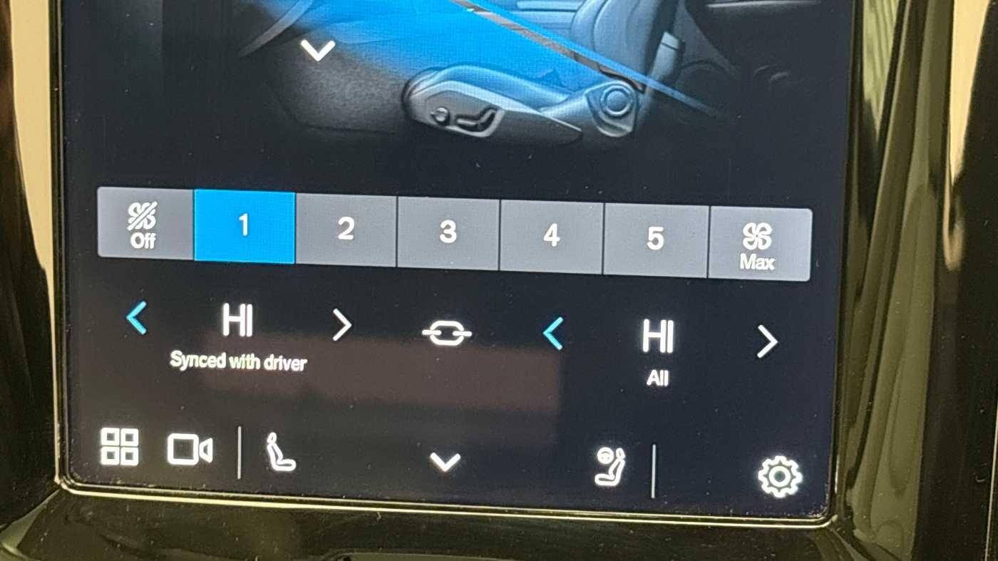 Used Volvo XC60 2025 for sale - 76619727: Photo 42