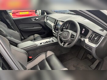 Used Volvo XC60 2023 for sale - 78823029: Photo