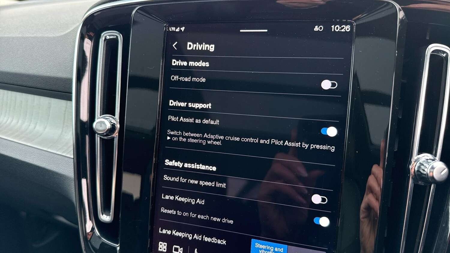 Used Volvo XC40 2025 for sale - 77682851: Photo 28