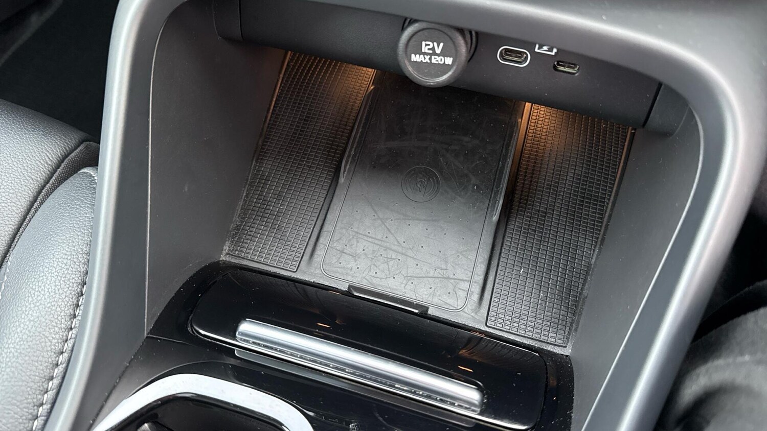 Used Volvo XC40 2025 for sale - 77682851: Photo 30