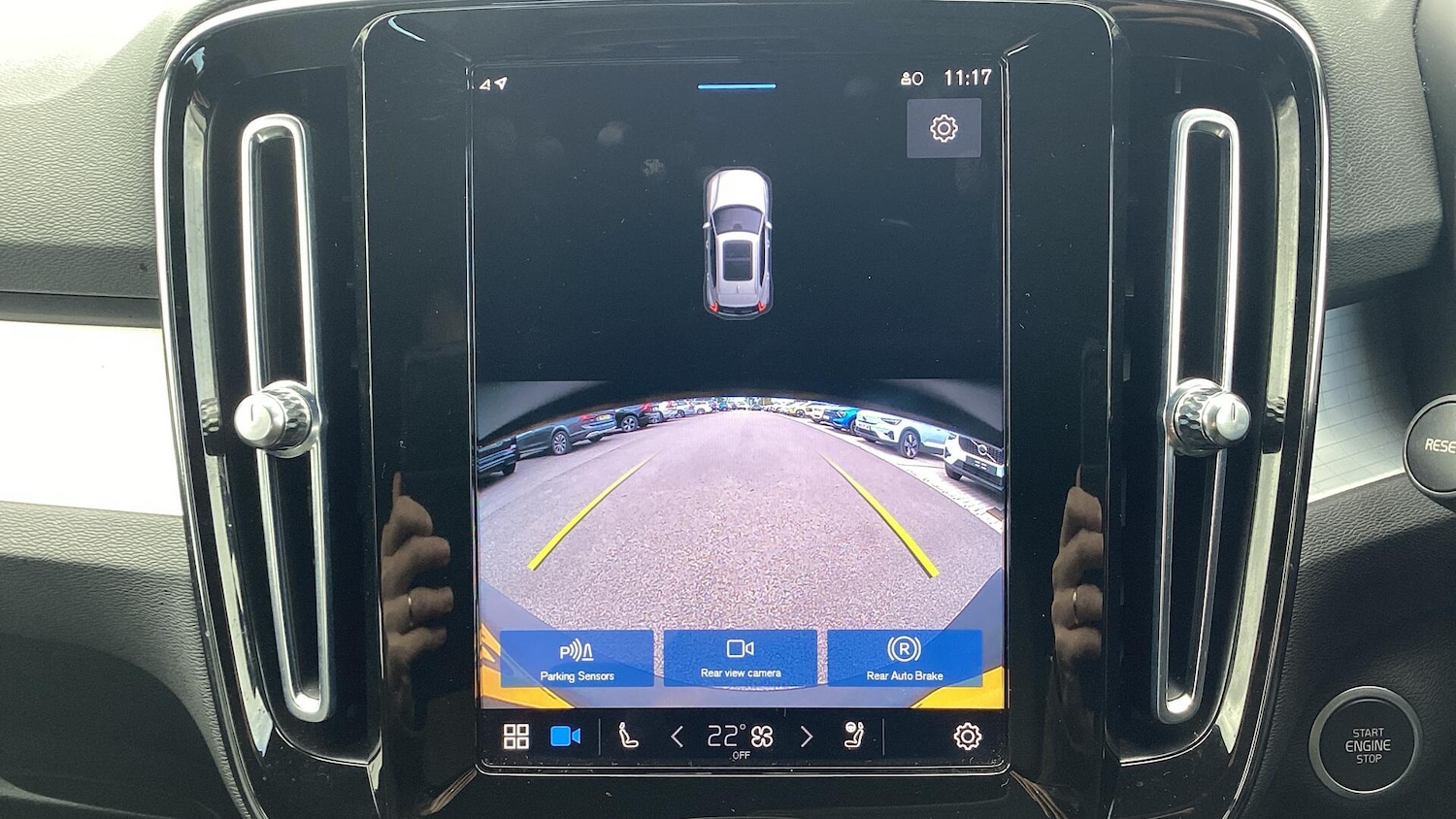 Used Volvo XC40 2023 for sale - 76397893: Photo 17