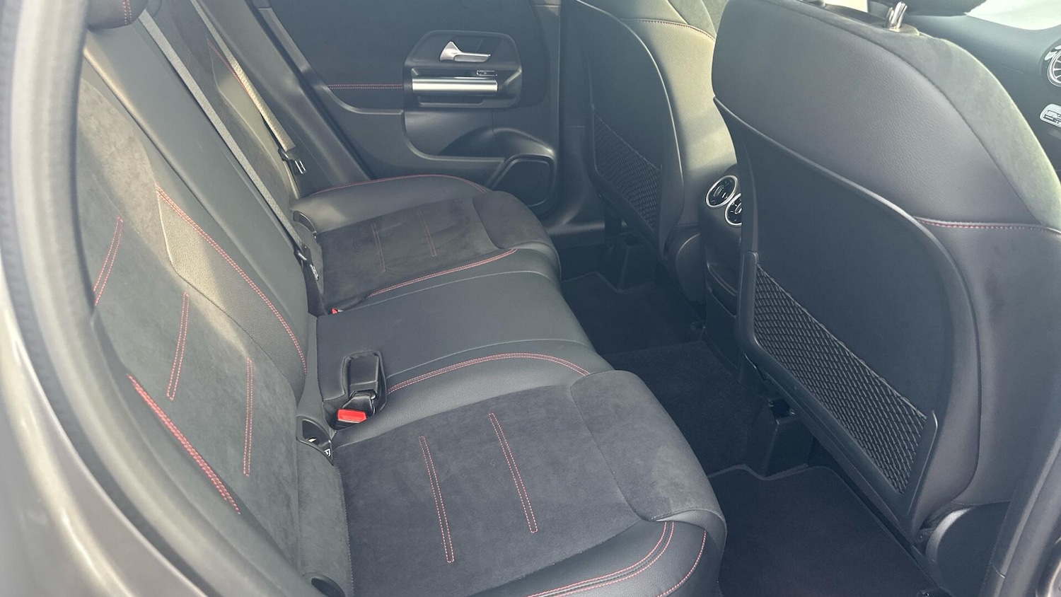 Used Mercedes-Benz GLA 2024 for sale - 77940163: Photo 6