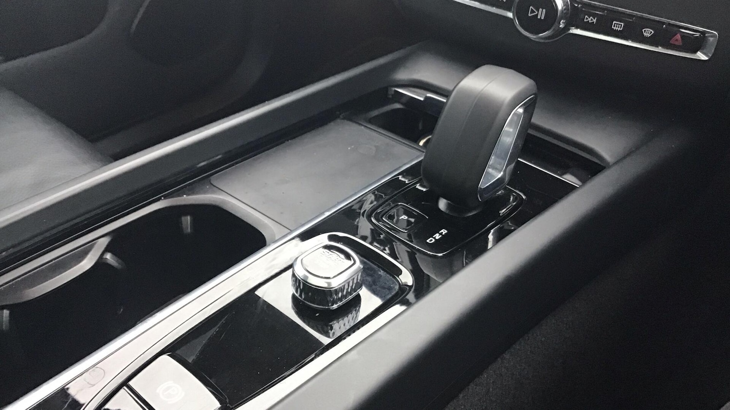 Used Volvo XC60 2023 for sale - 76399196: Photo 24