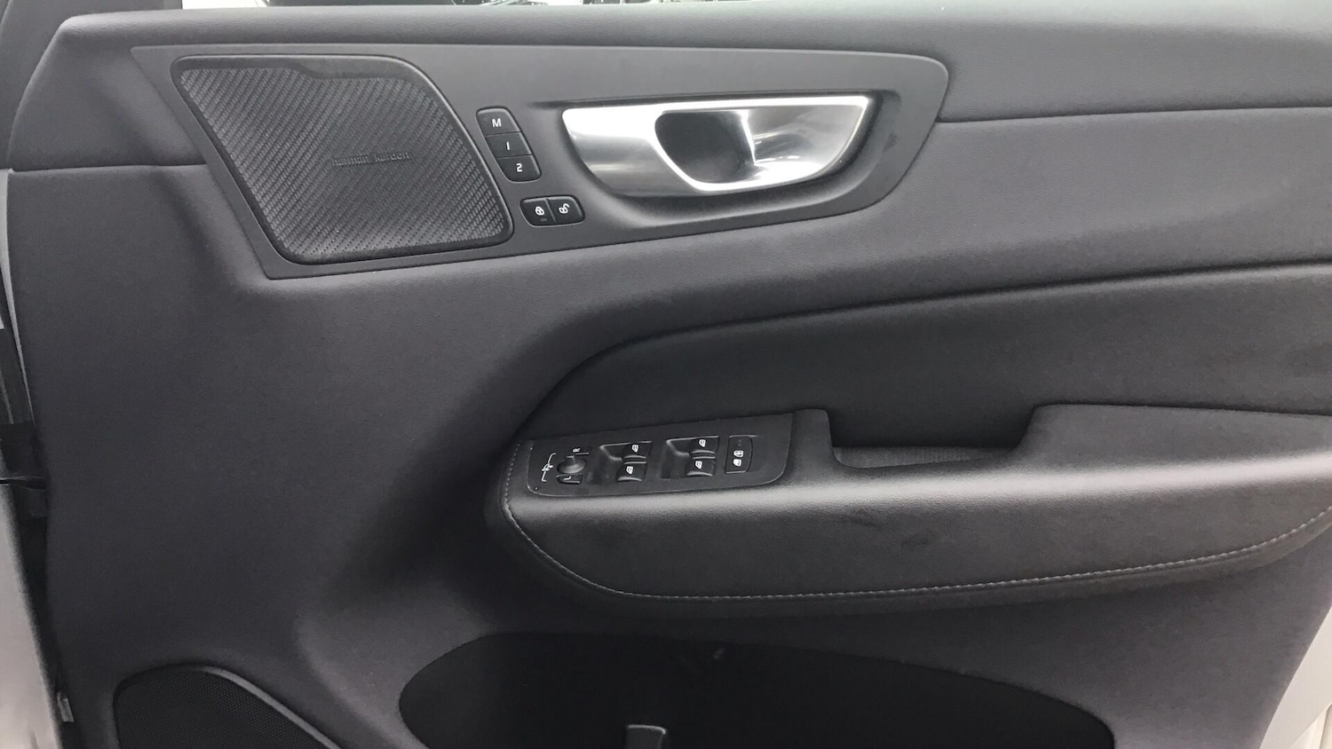 Used Volvo XC60 2023 for sale - 76399196: Photo 27