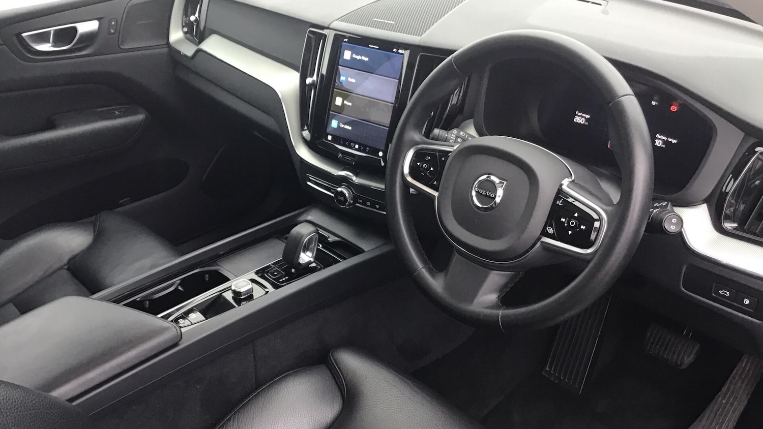 Used Volvo XC60 2023 for sale - 76399196: Photo 4