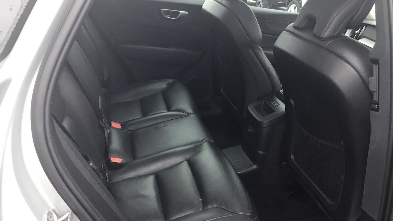 Used Volvo XC60 2023 for sale - 76399196: Photo 6