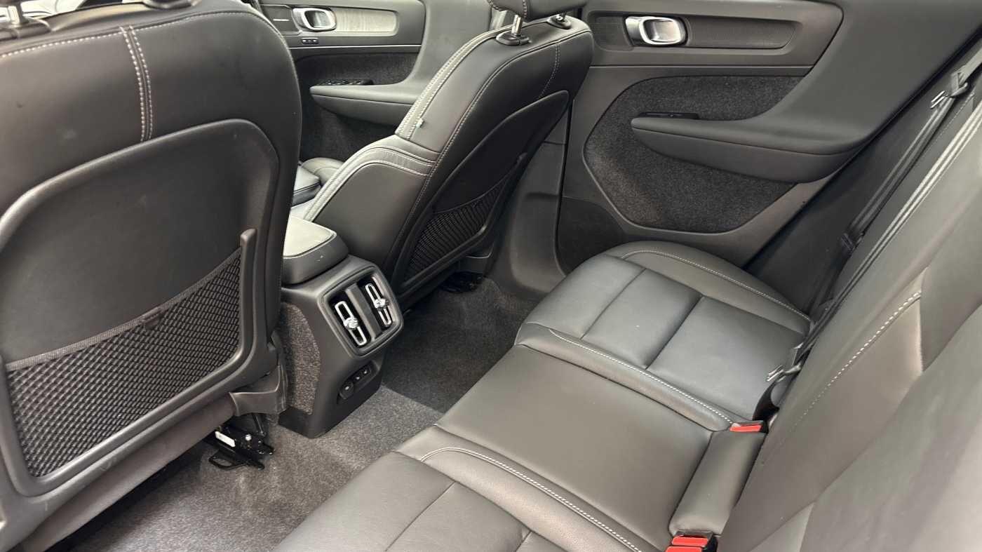 Used Volvo XC40 for sale - 77242409: Photo 14