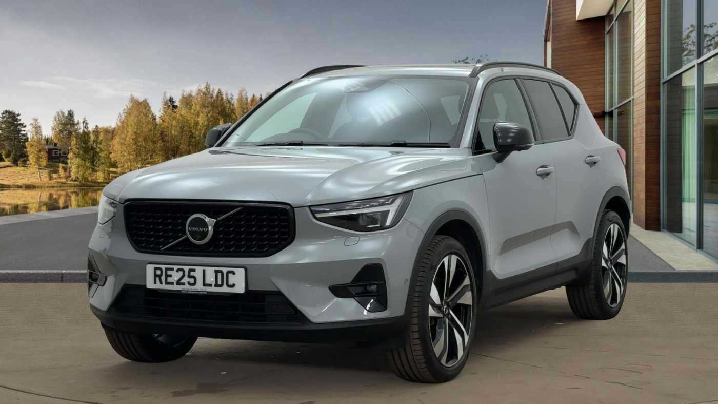 Used Volvo XC40 for sale - 77242409: Photo 3