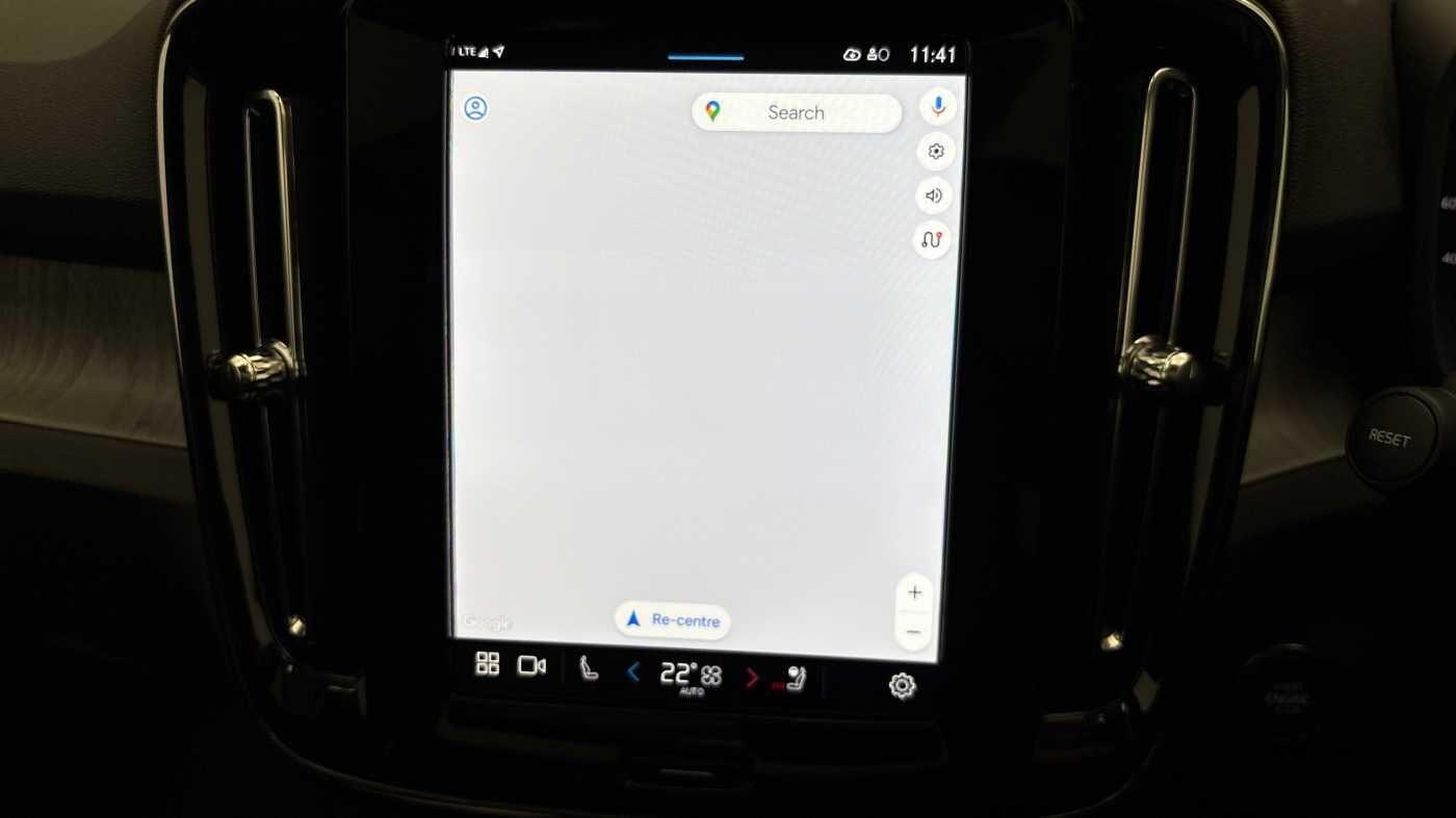 Used Volvo XC40 for sale - 77242409: Photo 31