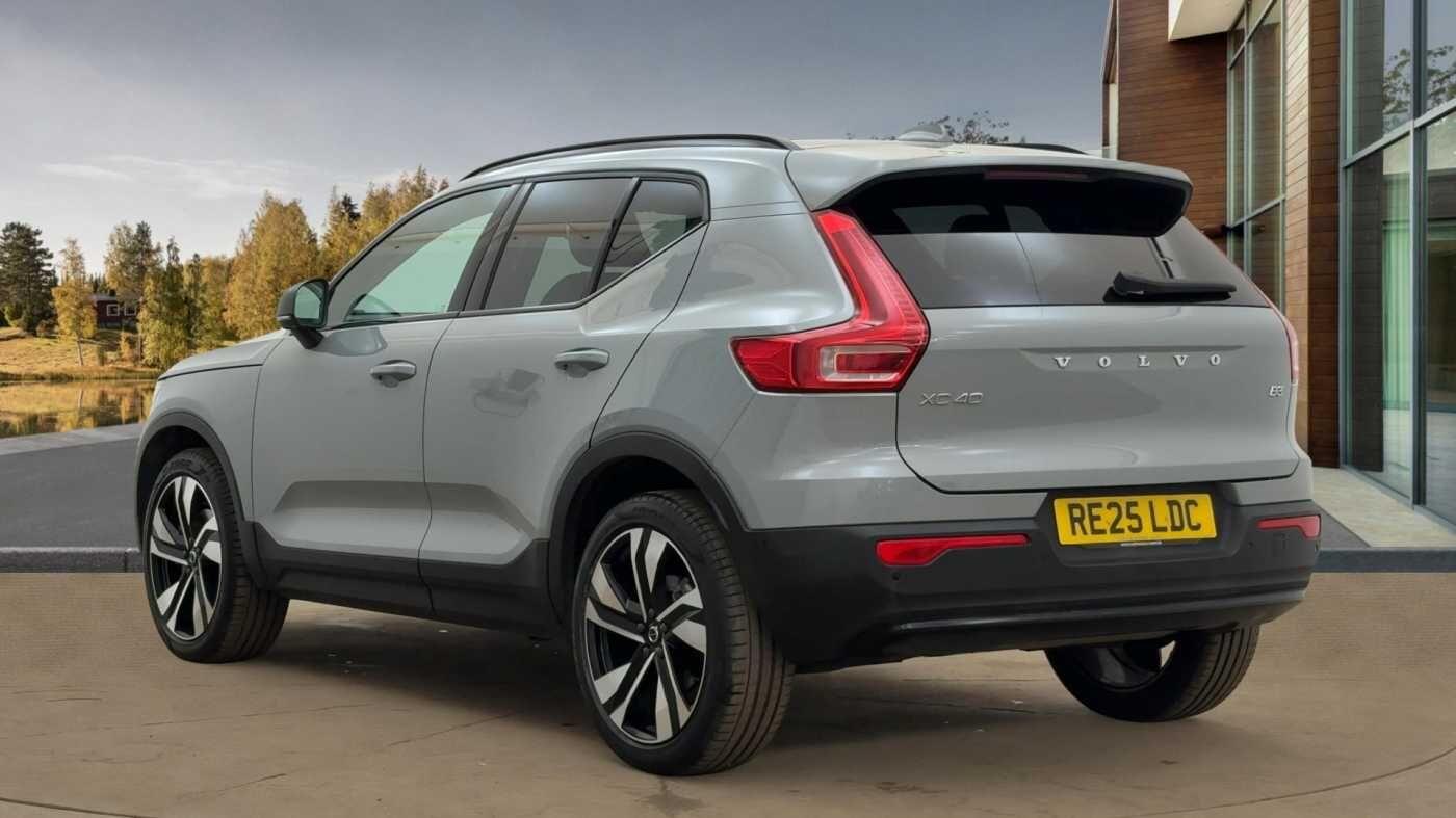 Used Volvo XC40 for sale - 77242409: Photo 4