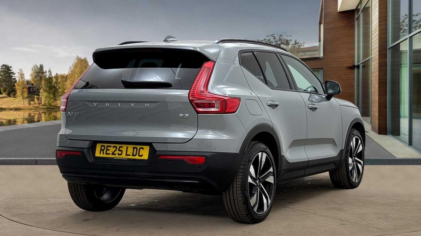 Used Volvo XC40 for sale - 77242409: Photo 9