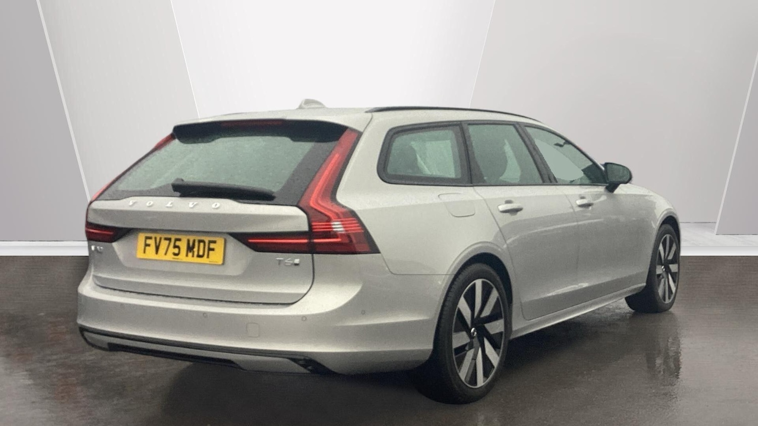 Used Volvo V90 for sale - 77306110: Photo 2