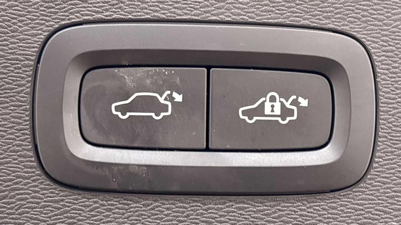 Used Volvo C40 2022 for sale - 76997528: Photo 16