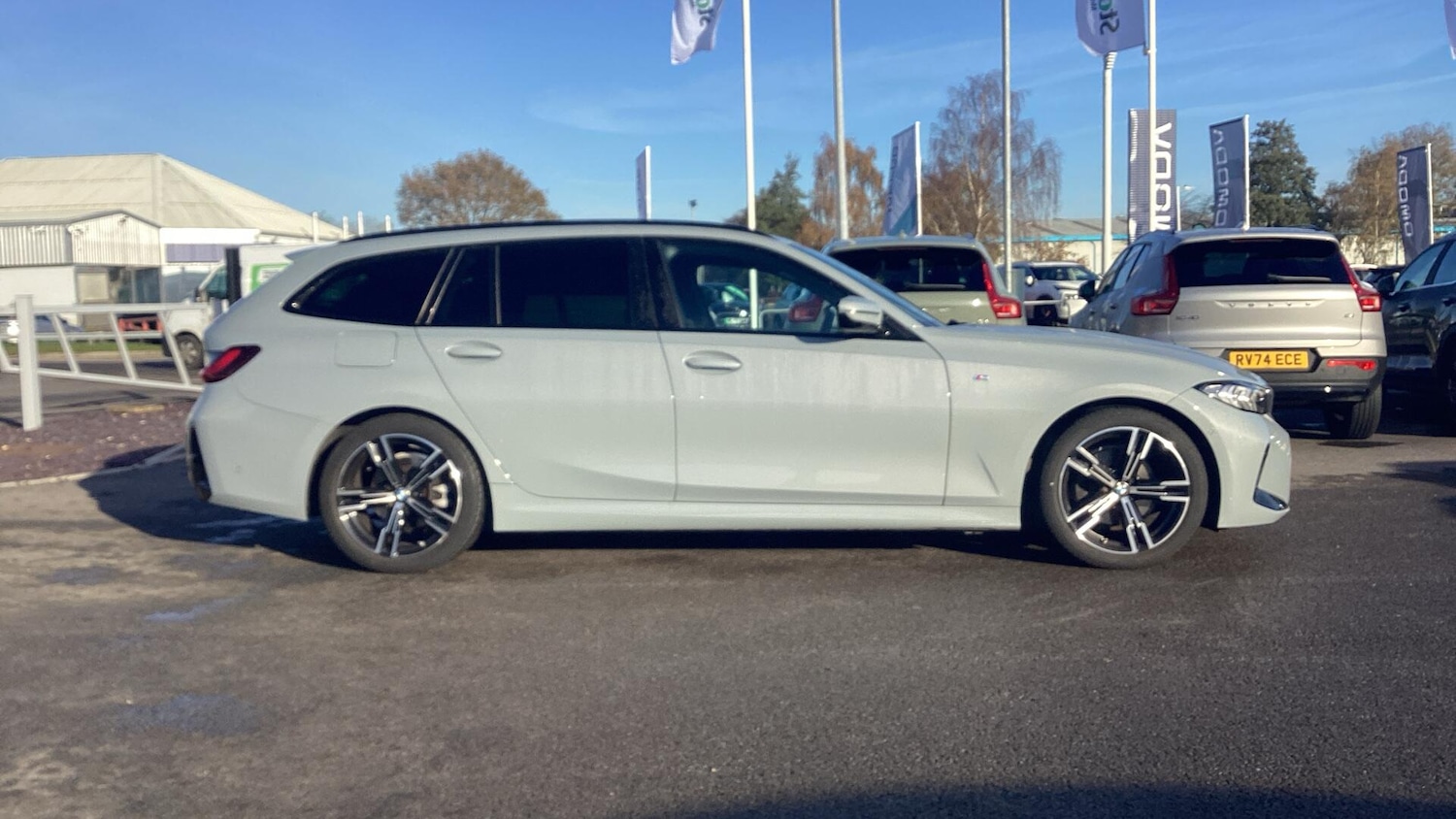 Used BMW 3 Series 2022 for sale - 77029489: Photo 2