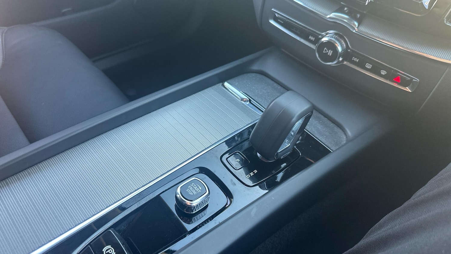 Used Volvo XC60 2023 for sale - 77028994: Photo 12