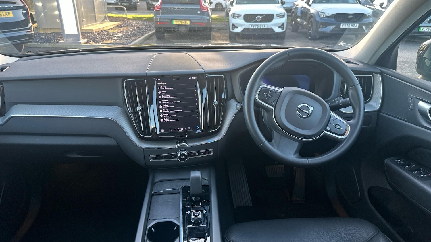 Used Volvo XC60 2023 for sale - 77028994: Photo 5