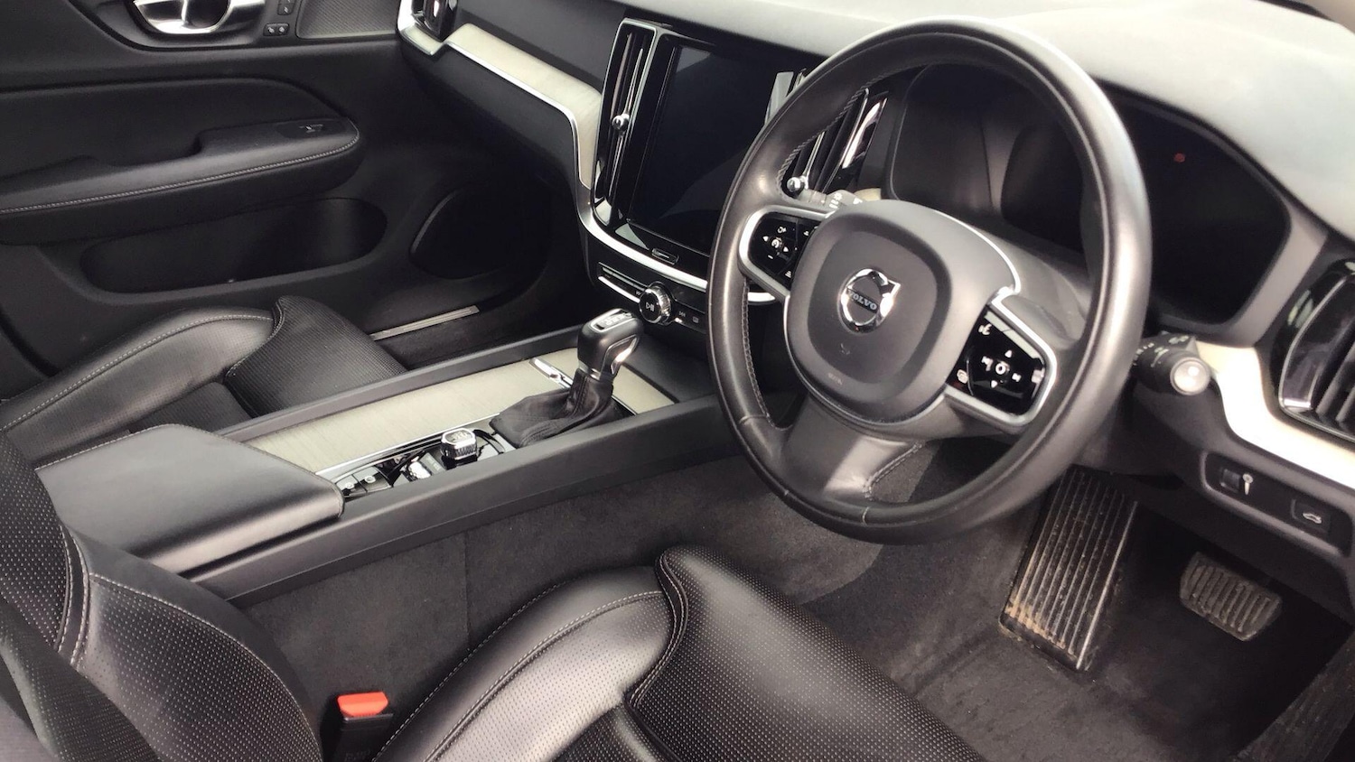 Used Volvo V60 2020 for sale - 77839725: Photo 9