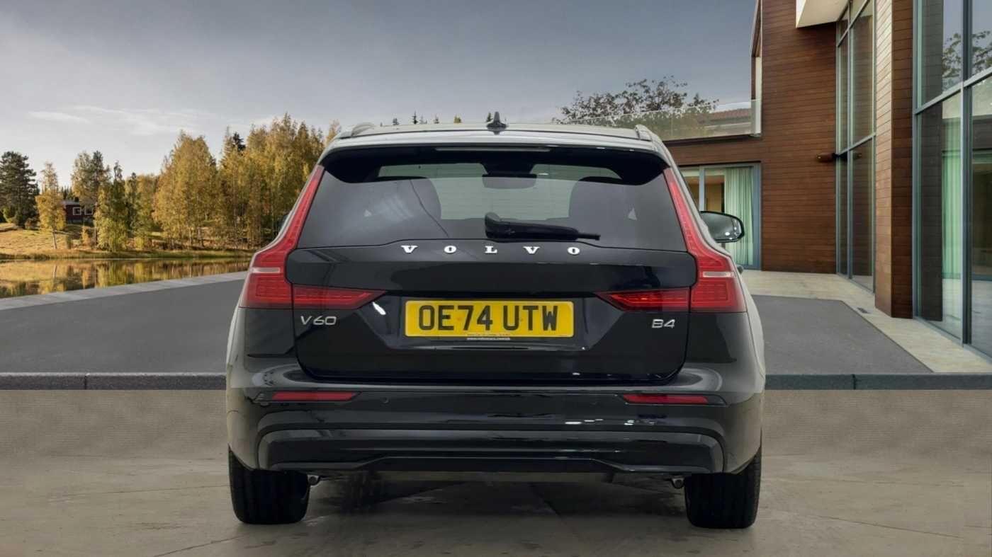 Used Volvo V60 2024 for sale - 76671254: Photo 7