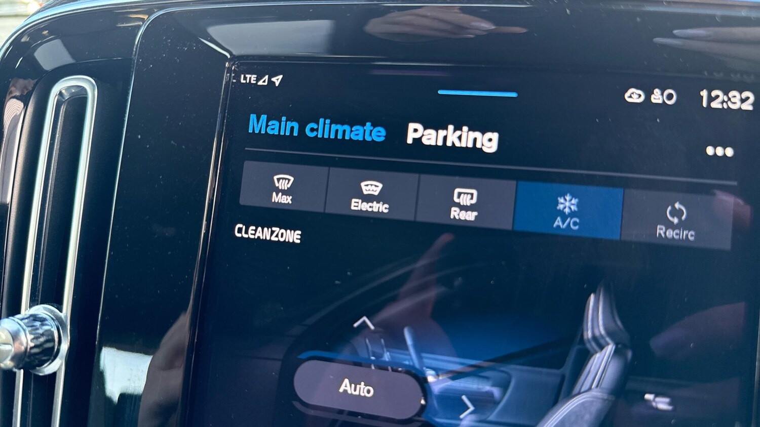 Used Volvo XC40 2023 for sale - 78185757: Photo 27