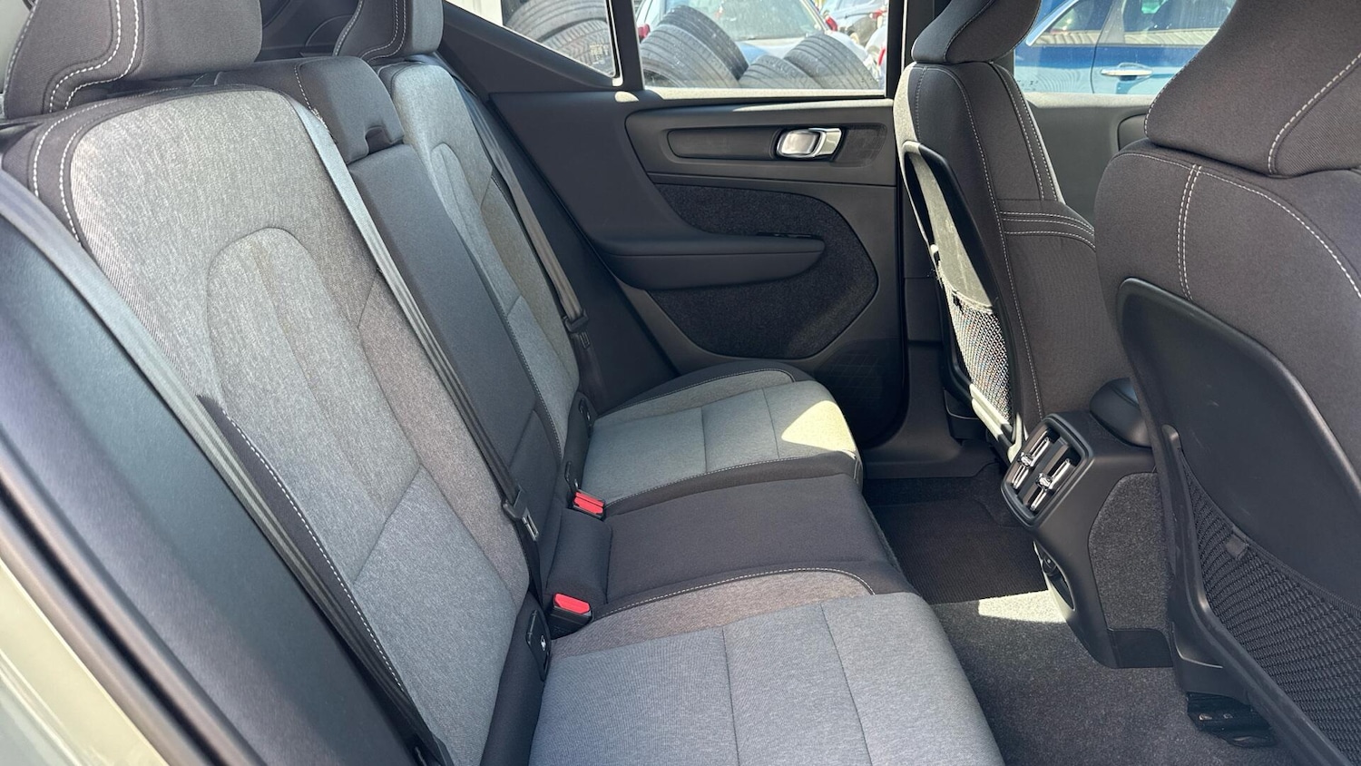 Used Volvo XC40 2023 for sale - 78185757: Photo 6