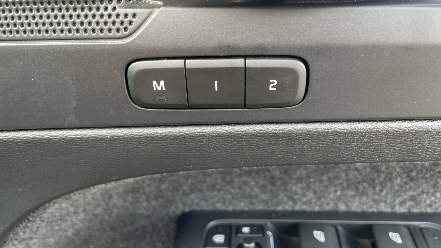 Used Volvo XC40 2022 for sale - 77633637: Photo 33