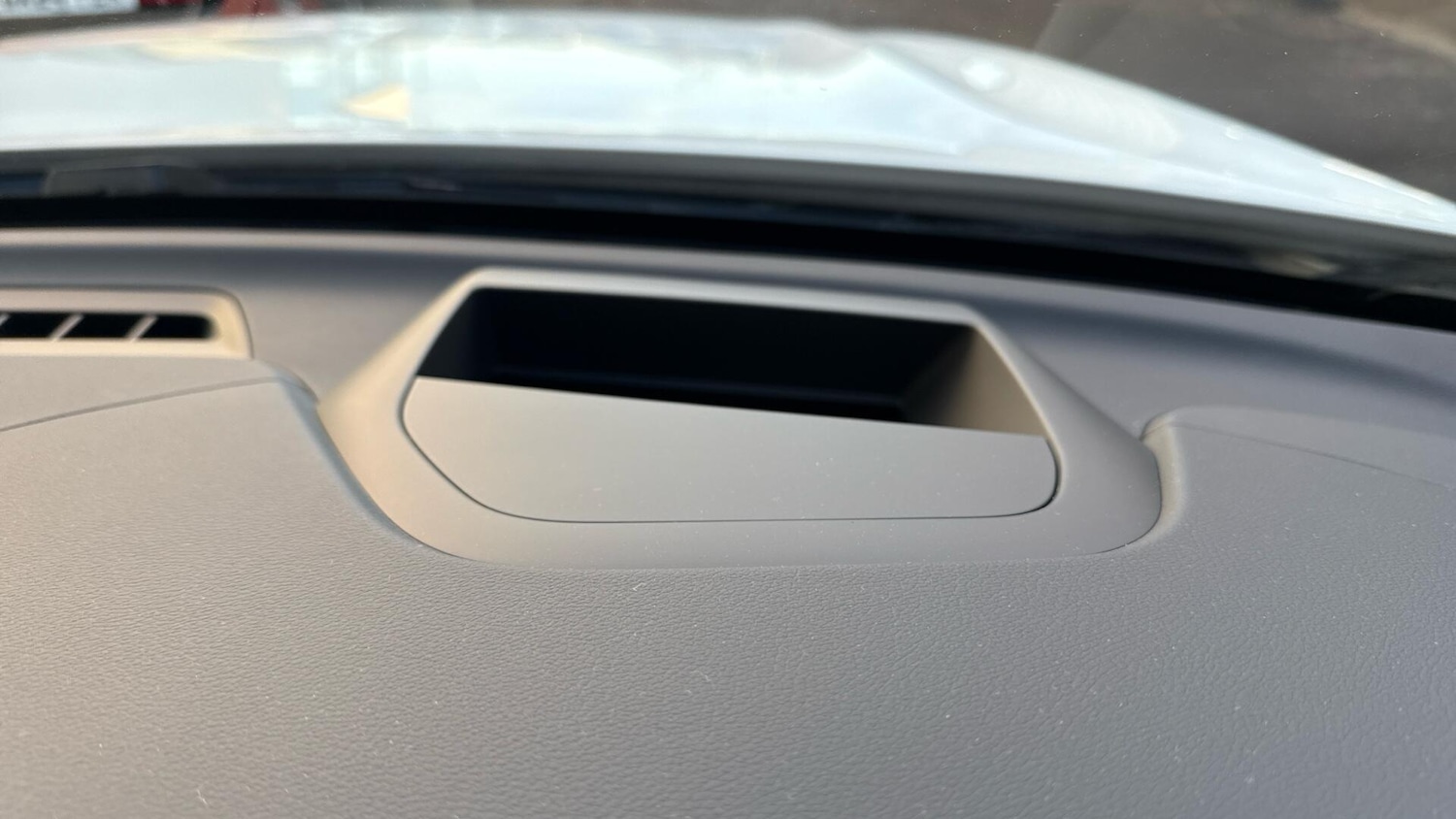 Used Volvo XC60 2025 for sale - 78073035: Photo 30