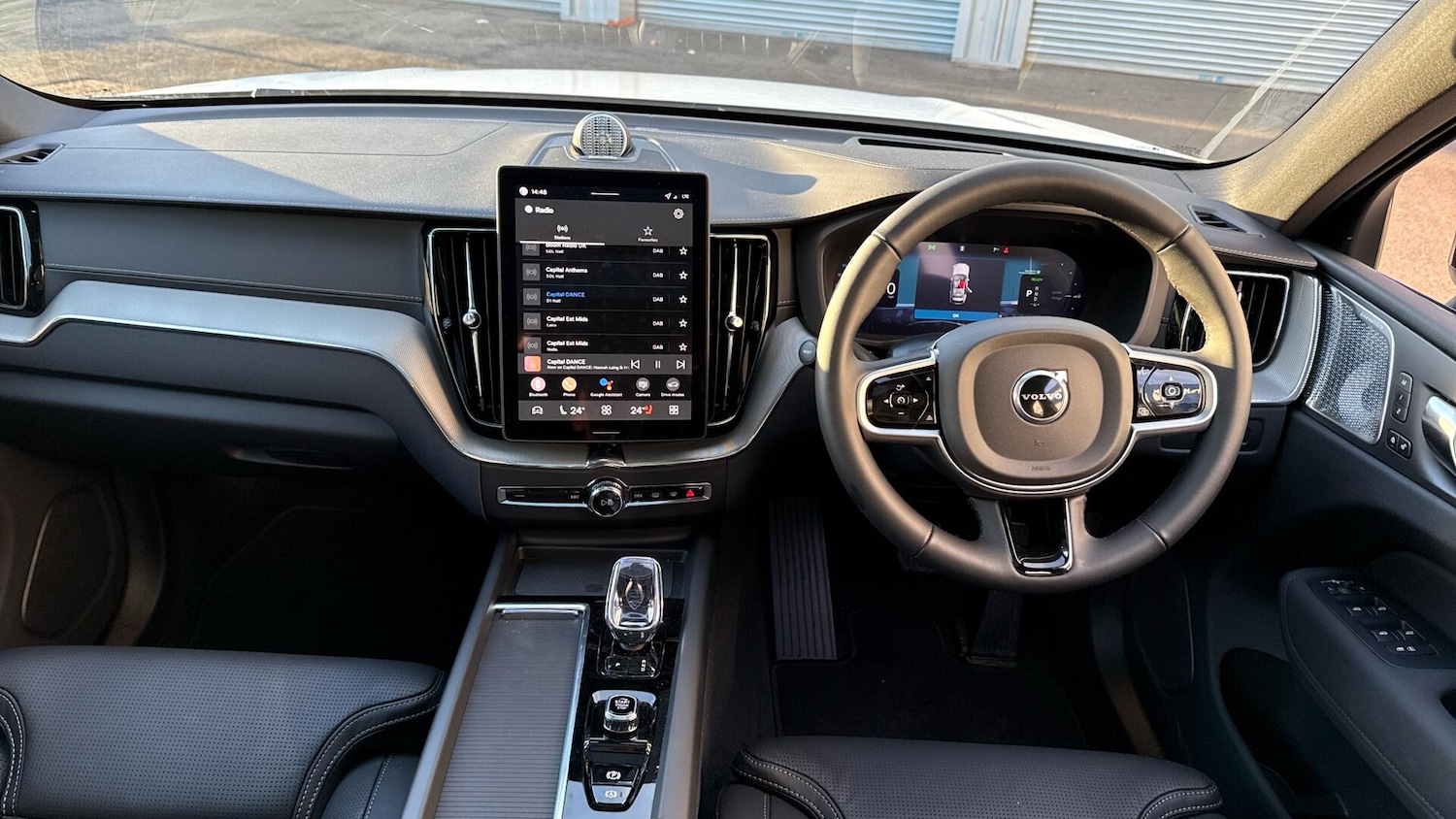 Used Volvo XC60 2025 for sale - 78073035: Photo 5