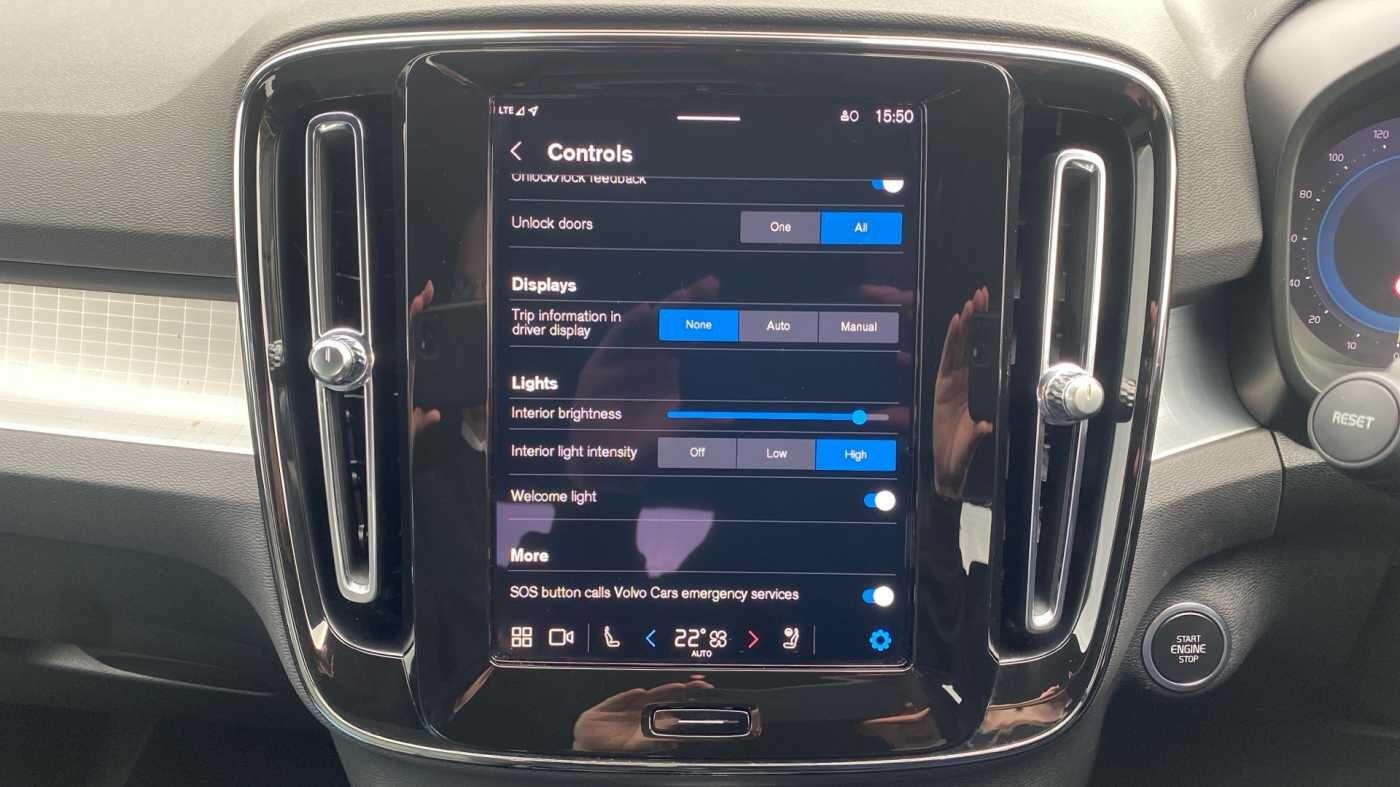 Used Volvo XC40 2023 for sale - 76976080: Photo 33