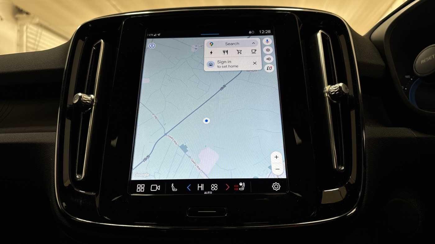 Used Volvo C40 2022 for sale - 76688933: Photo 36