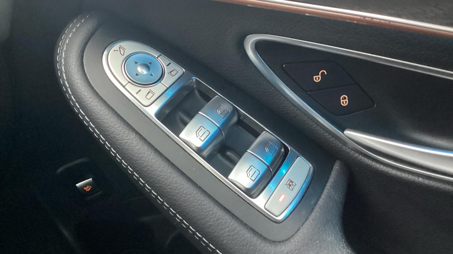 Used Mercedes-Benz EQC 2022 for sale - 77091164: Photo 22