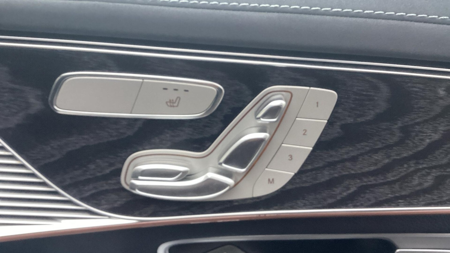 Used Mercedes-Benz EQC 2022 for sale - 77091164: Photo 26