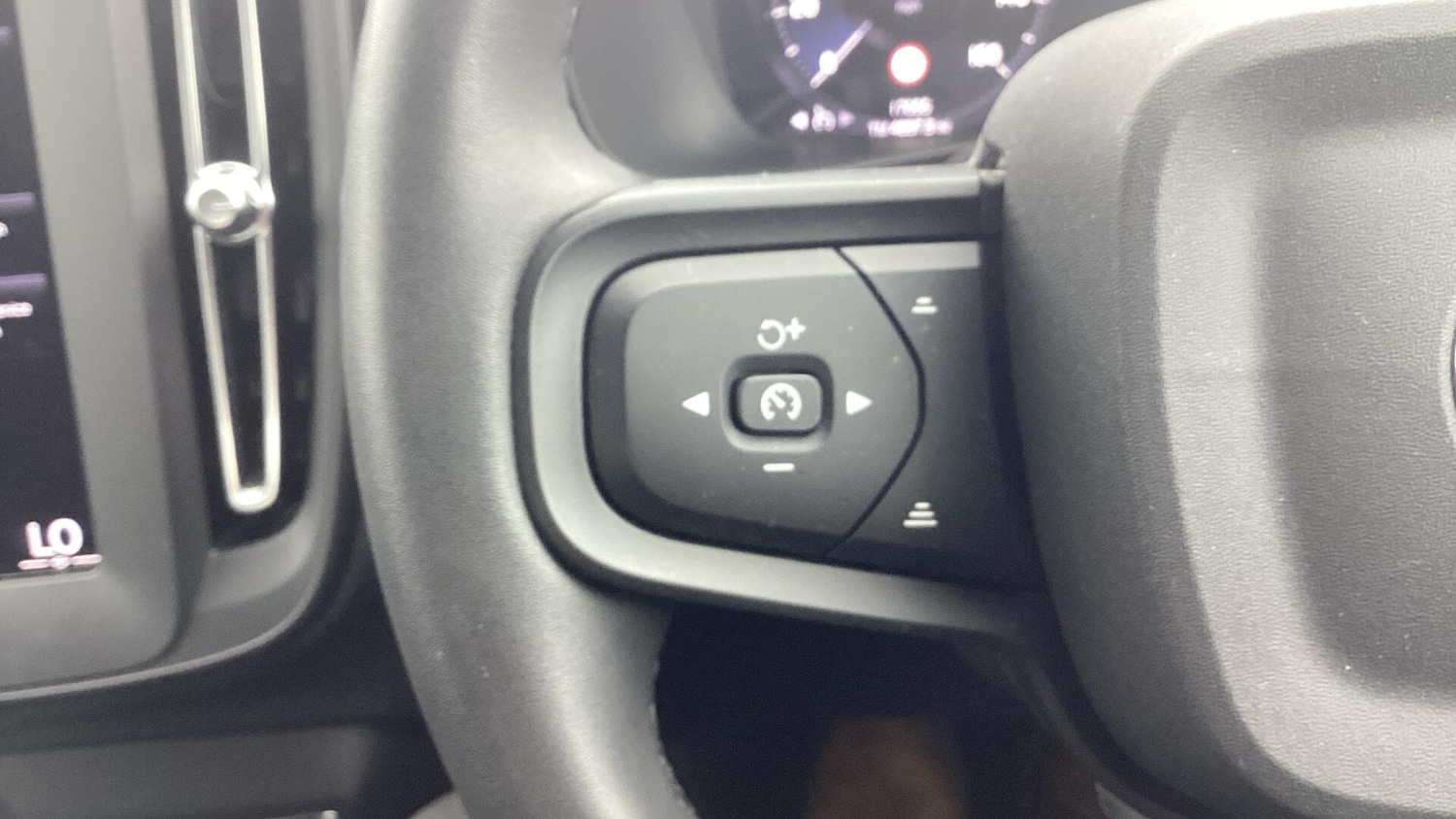 Used Volvo XC40 2022 for sale - 76498506: Photo 20