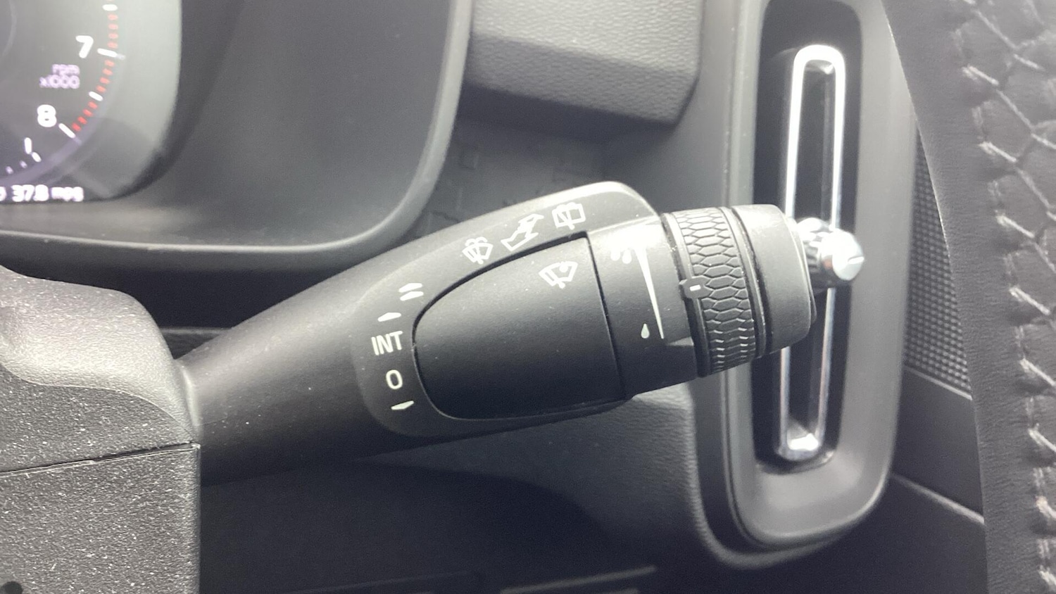 Used Volvo XC40 2022 for sale - 76498506: Photo 22