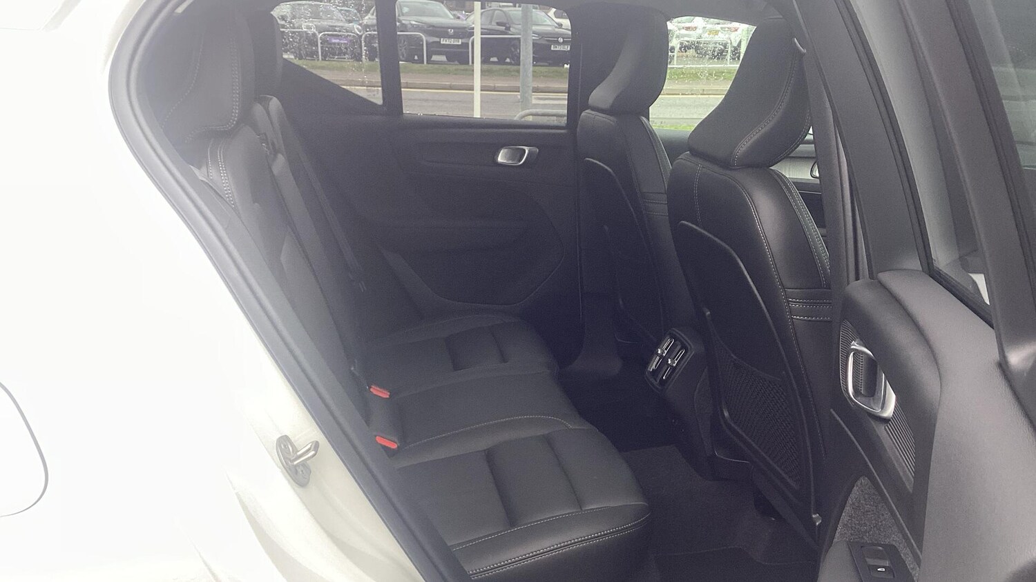 Used Volvo XC40 2025 for sale - 77683390: Photo 6