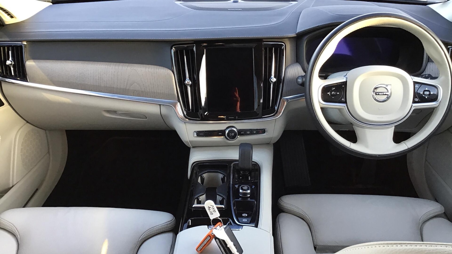 Used Volvo V90 2025 for sale - 77612436: Photo 5