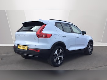 Used Volvo XC40 2026 for sale - 78086413: Photo