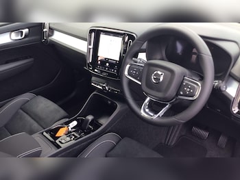 Used Volvo XC40 2026 for sale - 78086413: Photo