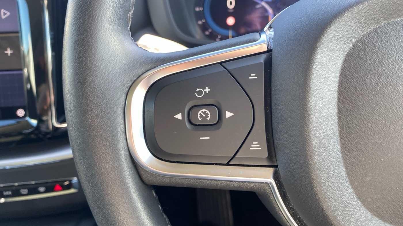 Used Volvo XC60 2022 for sale - 76964369: Photo 15