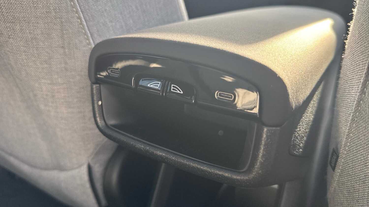 Used Volvo EX30 2025 for sale - 78071779: Photo 30