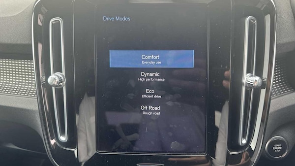Used Volvo XC40 2021 for sale - 75991412: Photo 25