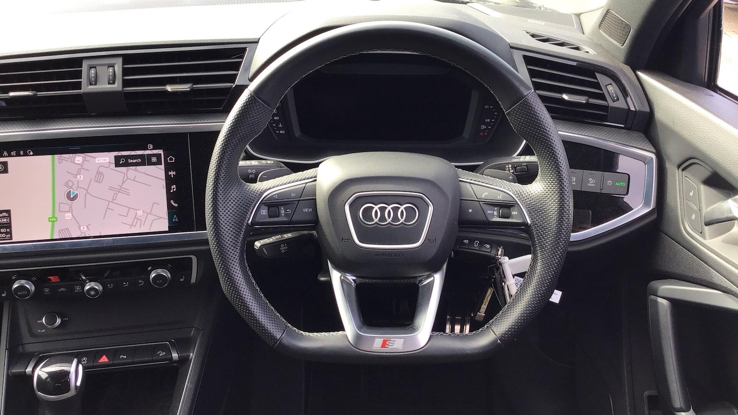 Used Audi Q3 2023 for sale - 76122225: Photo 10