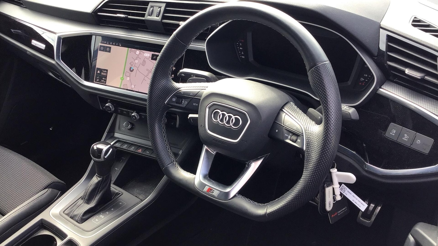 Used Audi Q3 2023 for sale - 76122225: Photo 4