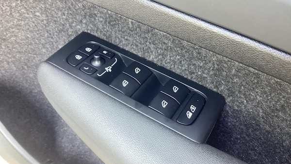 Used Volvo XC40 2025 for sale - 76318205: Photo 22