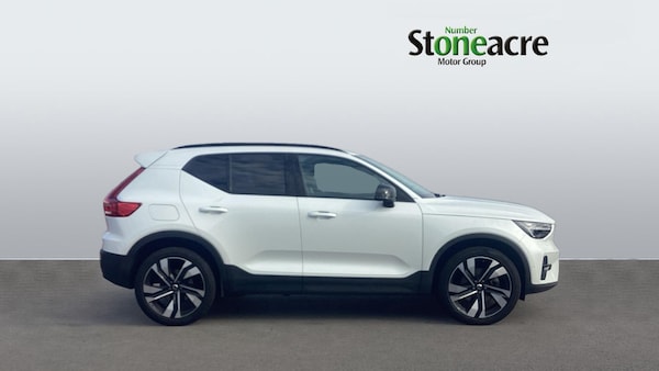 Used Volvo XC40 2025 for sale - 76318205: Photo 3