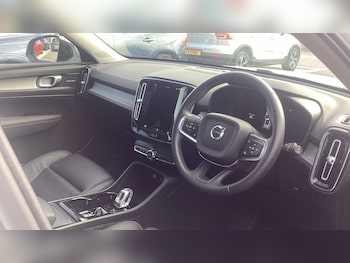 Used Volvo XC40 2025 for sale - 76318205: Photo