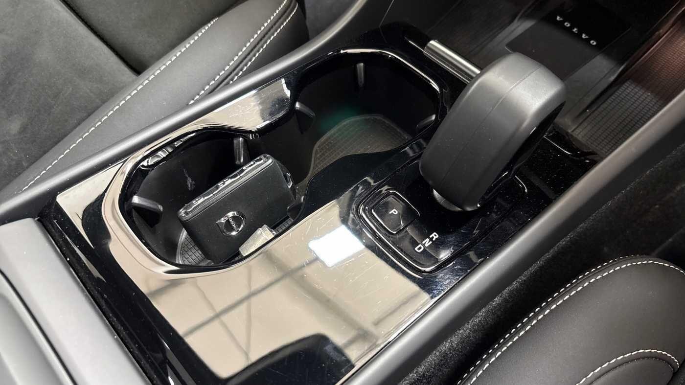 Used Volvo XC40 2022 for sale - 76689907: Photo 11