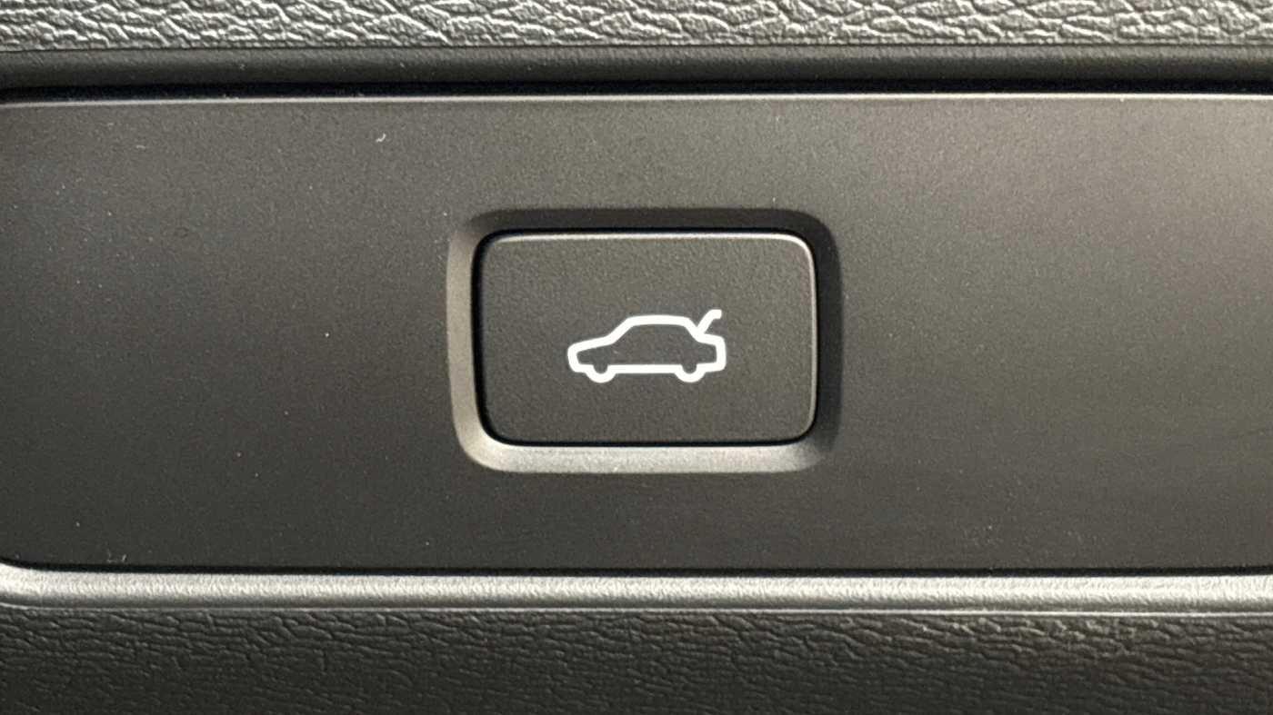 Used Volvo XC40 2022 for sale - 76689907: Photo 20